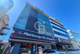 Maltepe Cevizli E-5 üzerinde Kiralık Ofis Katı