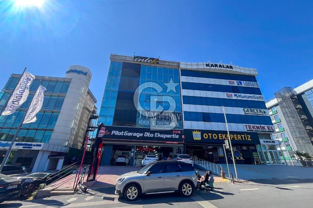 Maltepe Cevizli E-5 üzerinde Kiralık Ofis Katı