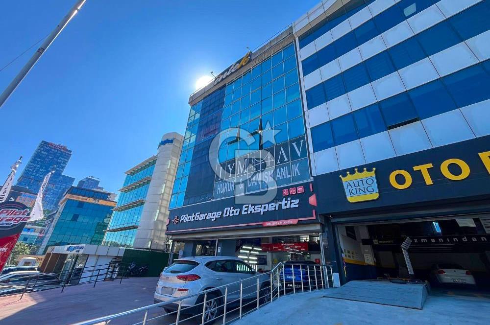 Maltepe Cevizli E-5 üzerinde Kiralık Ofis Katı