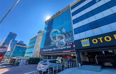 Maltepe Cevizli E-5 üzerinde Kiralık Ofis Katı