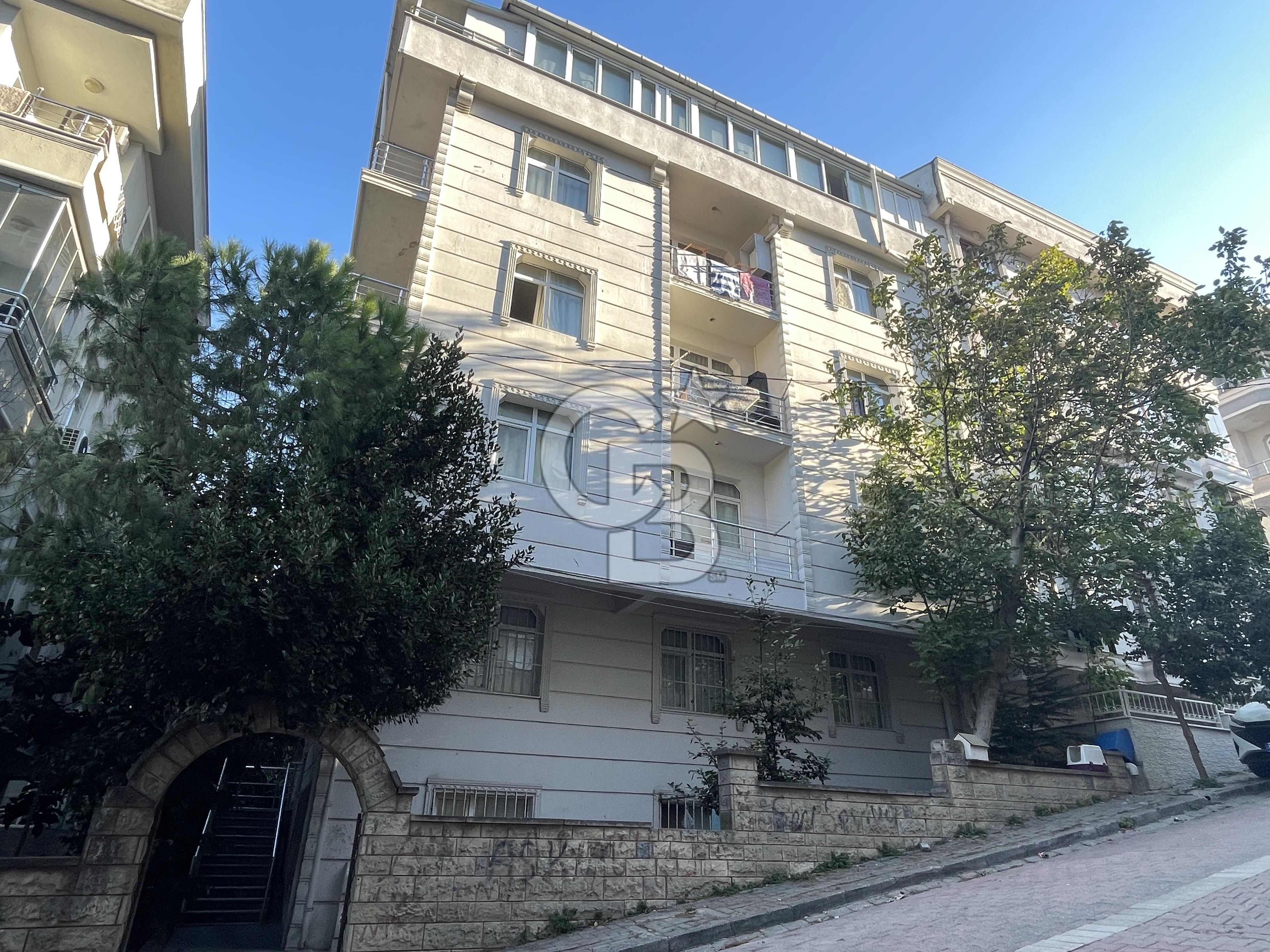 Avcılar İbb Metrobüs Durağına Çok Yakın Satılık Daire 3+1