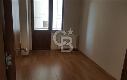 KARTAL KARLIKTEPE MAH. KATTA TEK 3+1 KİRALIK DAİRE