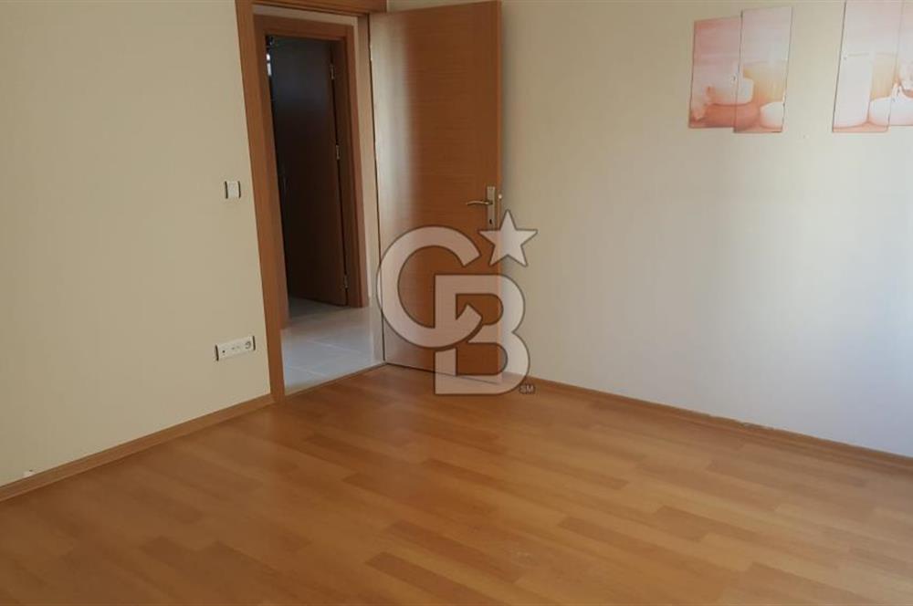 KARTAL KARLIKTEPE MAH. KATTA TEK 3+1 KİRALIK DAİRE