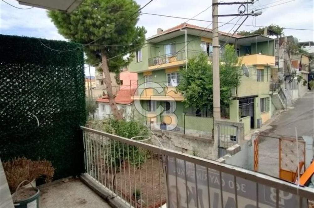 Karşıyaka Cumhuriyet Mahallesi KİRALIK 3+1 Daire