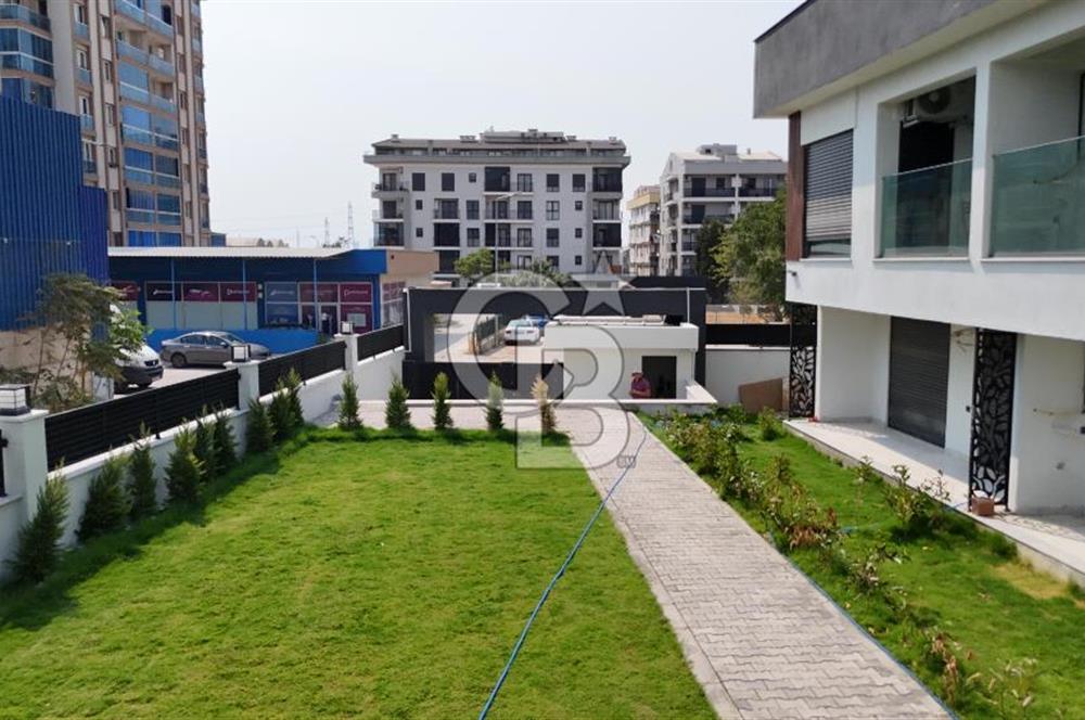 Bornova Doğanlar’da Havuzlu Sitede Modern 1+1 Daire