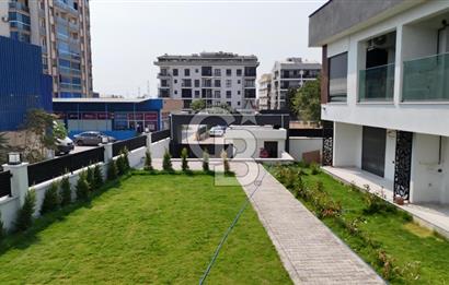 Bornova Doğanlar’da Havuzlu Sitede Modern 1+1 Daire