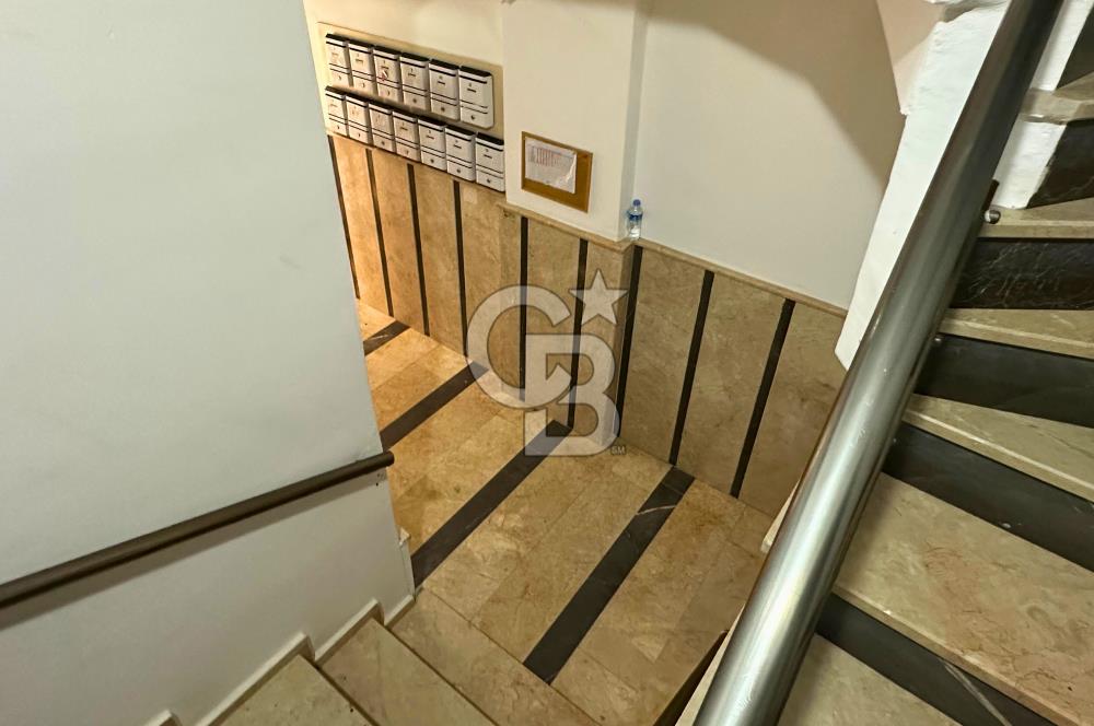 Çanakkale Lapseki'de Cadde Üstü Köşe Bina'da Kiralık 1+1 Daire