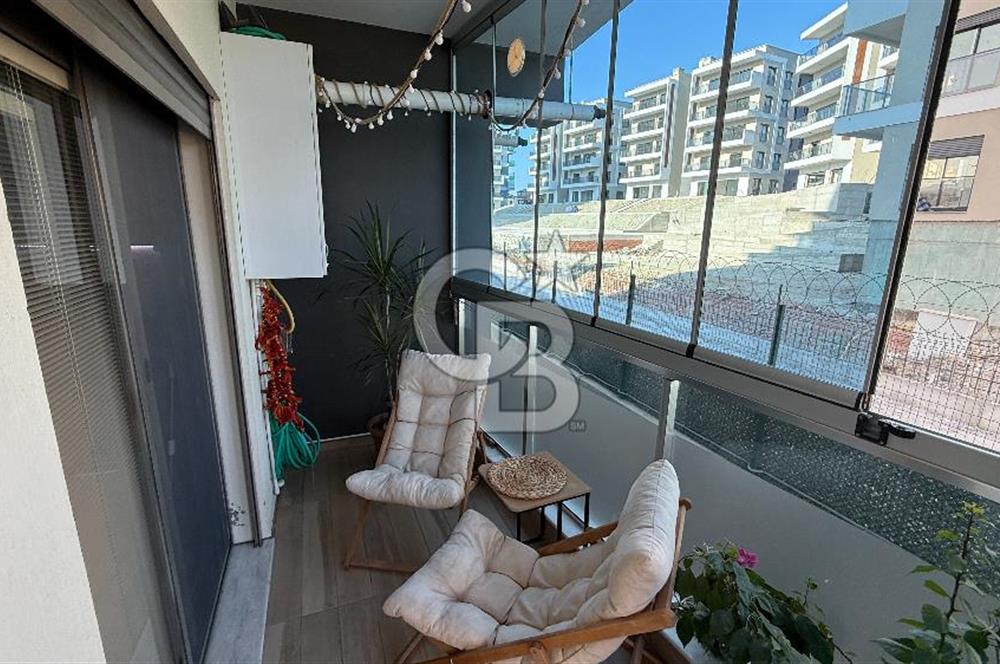 GAZİEMİR BEYAZEVLER ŞAHİPARK SİTESİ SATILIK 2+1 GENİŞ DAİRE