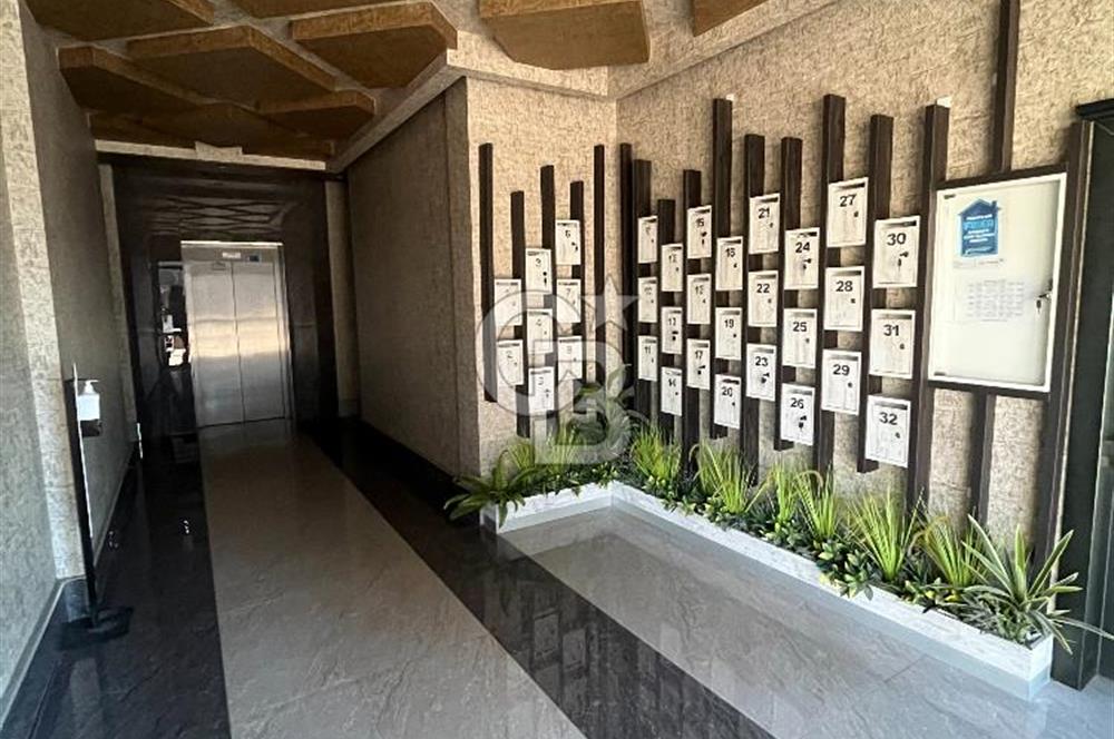 GAZİEMİR BEYAZEVLER ŞAHİPARK SİTESİ SATILIK 2+1 GENİŞ DAİRE