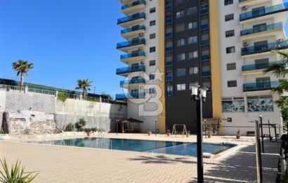 GAZİEMİR BEYAZEVLER ŞAHİPARK SİTESİ SATILIK 2+1 GENİŞ DAİRE