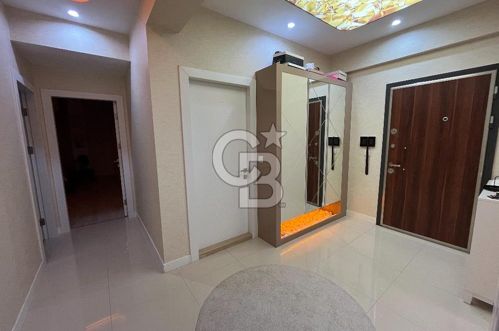 GAZİEMİR BEYAZEVLER ŞAHİPARK SİTESİ SATILIK 2+1 GENİŞ DAİRE