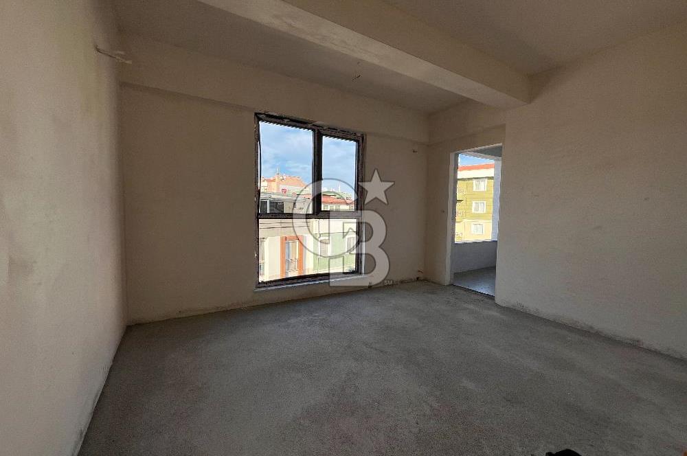 ÇANAKKALE BARBAROS MAHALLESİNDE CADDE ÜZERİ 2+1 SATILIK DAİRE