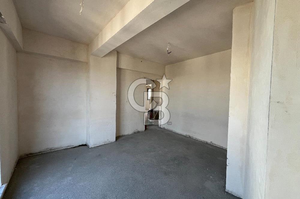 ÇANAKKALE BARBAROS MAHALLESİNDE CADDE ÜZERİ 2+1 SATILIK DAİRE