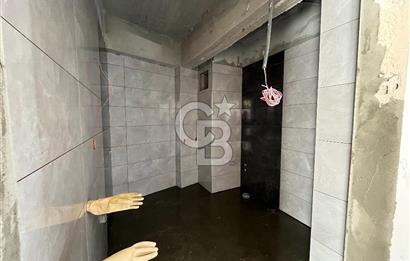 ÇANAKKALE BARBAROS MAHALLESİNDE CADDE ÜZERİ 2+1 SATILIK DAİRE