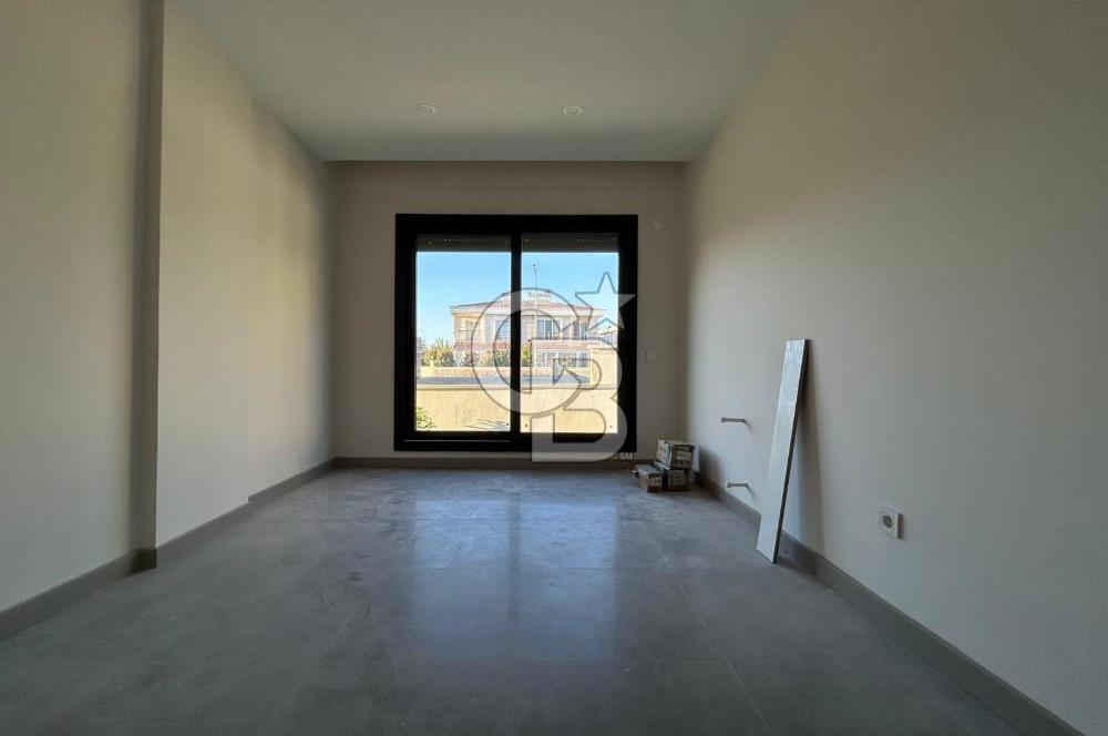 Ayvalık Küçükköy'de Satılık Sıfır 4+1 İkiz Villa