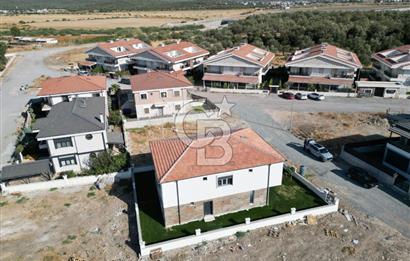 Ayvalık Küçükköy'de Satılık Sıfır 4+1 İkiz Villa