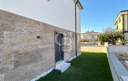 Ayvalık Küçükköy'de Satılık Sıfır 4+1 İkiz Villa