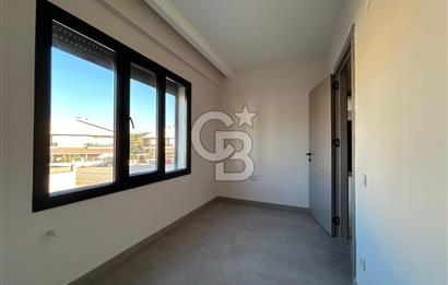 Ayvalık Küçükköy'de Satılık Sıfır 4+1 İkiz Villa