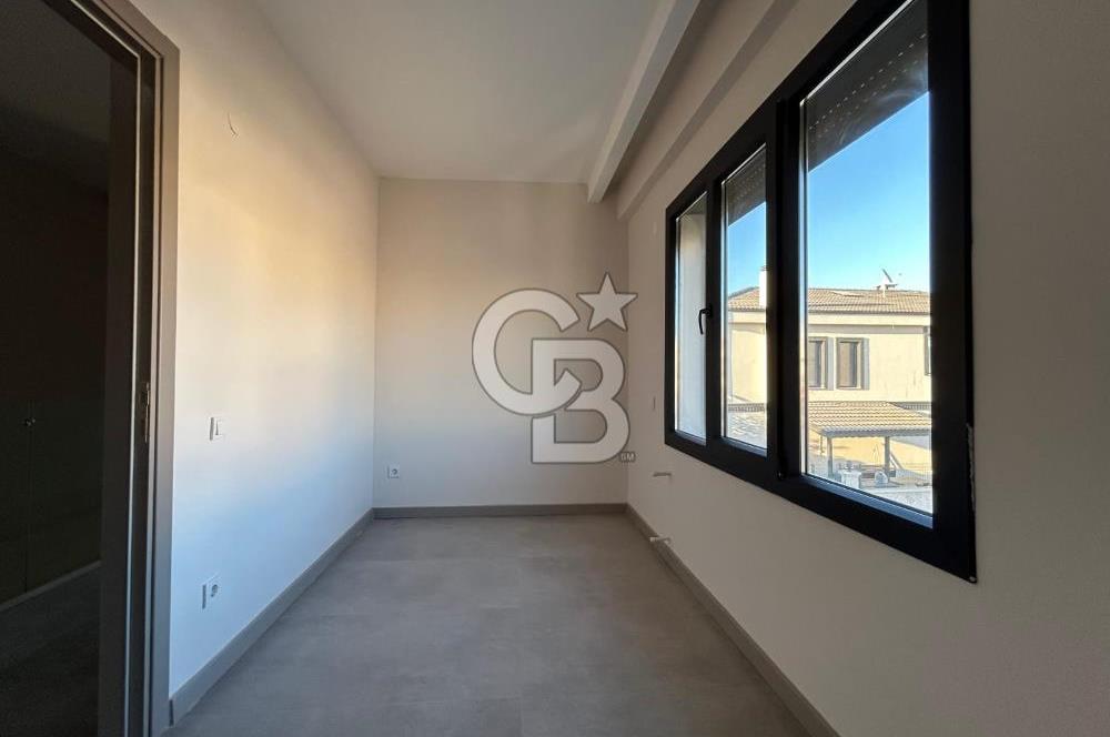 Ayvalık Küçükköy'de Satılık Sıfır 4+1 İkiz Villa