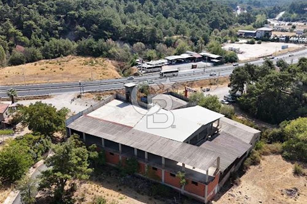 BORNOVA KARAÇAM'DA KOMPLE SATILIK FABRİKA VE DEPO BİNASI