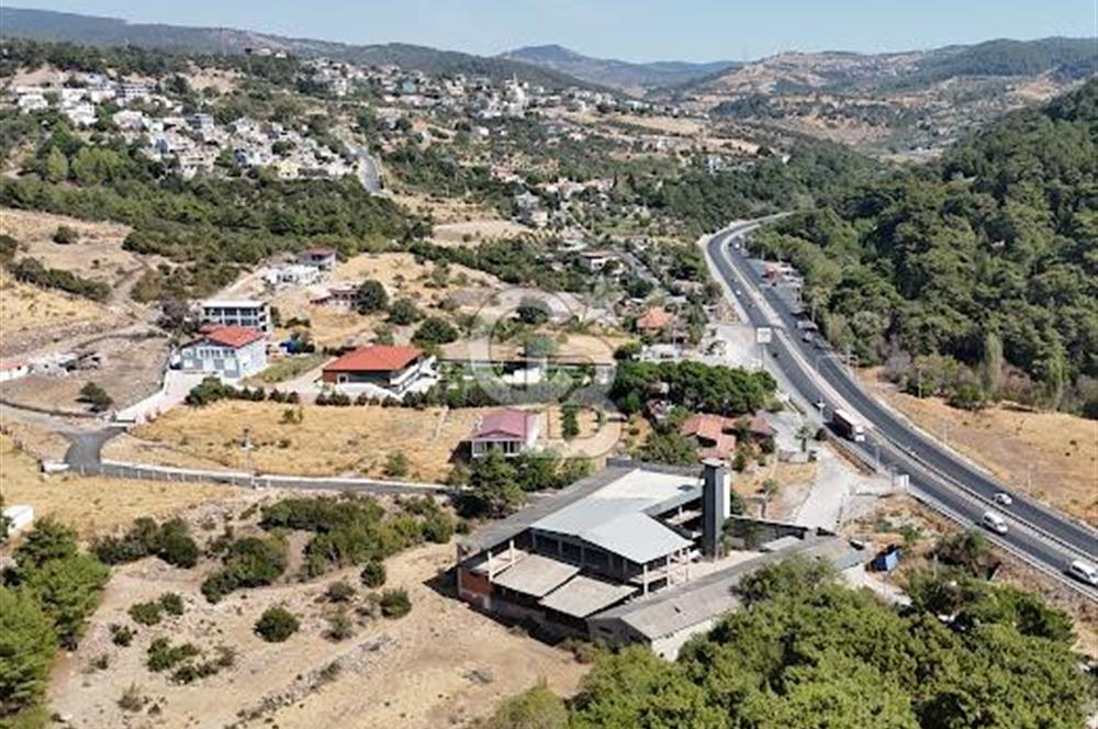 BORNOVA KARAÇAM'DA KOMPLE SATILIK FABRİKA VE DEPO BİNASI