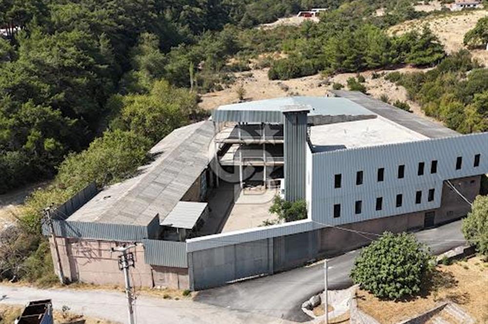 BORNOVA KARAÇAM'DA KOMPLE SATILIK FABRİKA VE DEPO BİNASI
