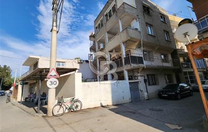 BORNOVA ÇAMDİBİ'NDE KOMPLE SATILIK BİNA