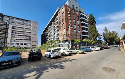 BORNOVA ÇAMDİBİ'NDE KOMPLE SATILIK BİNA
