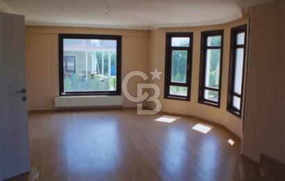 GÖLBAŞI KARŞIYAKA’DA EŞSİZ VİLLA 