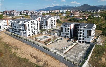 Envoy'dan Başiskele'de Havuzlu Site Sıfır Lüks 3+1 Ç.Dubleks