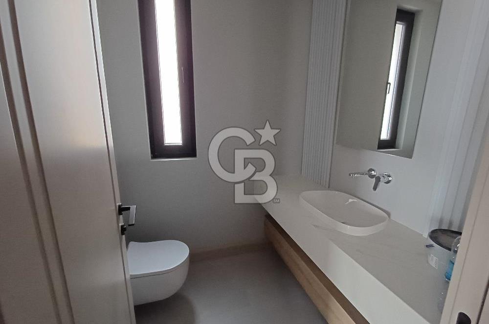 ALACAATLIDA 5+1 LÜKS VİLLA