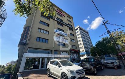 Bostancı Sanayi Sitesi 'nde Tabela Değeri Yüksek Kiralık Dükkan