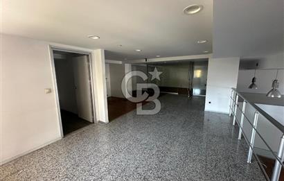 Bostancı Sanayi Sitesi 'nde Tabela Değeri Yüksek Kiralık Dükkan