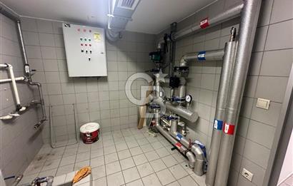 Bostancı Sanayi Sitesi 'nde Tabela Değeri Yüksek Kiralık Dükkan