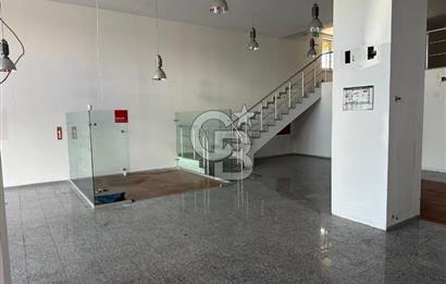 Bostancı Sanayi Sitesi 'nde Tabela Değeri Yüksek Kiralık Dükkan