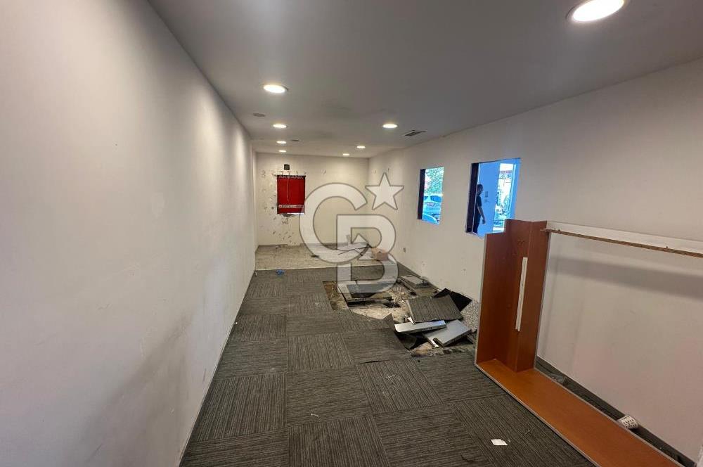 Bostancı Sanayi Sitesi 'nde Tabela Değeri Yüksek Kiralık Dükkan