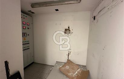 Bostancı Sanayi Sitesi 'nde Tabela Değeri Yüksek Kiralık Dükkan