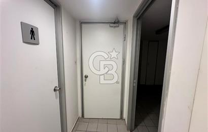 Bostancı Sanayi Sitesi 'nde Tabela Değeri Yüksek Kiralık Dükkan