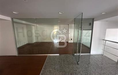Bostancı Sanayi Sitesi 'nde Tabela Değeri Yüksek Kiralık Dükkan