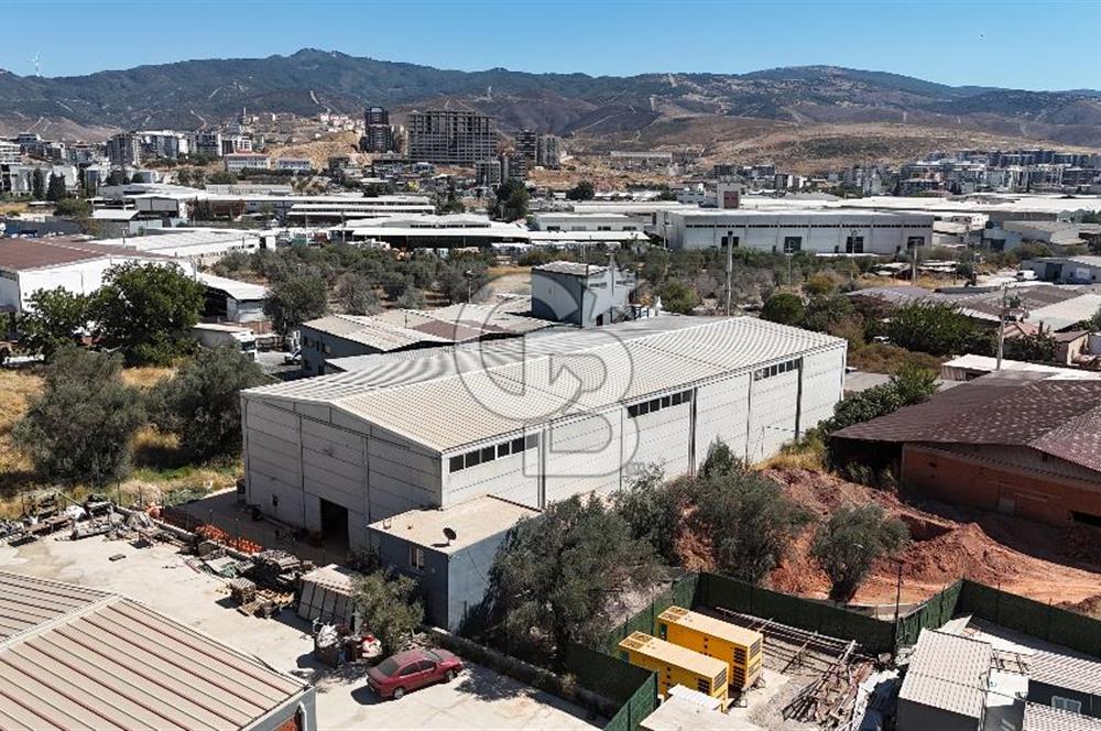  Menemen  2601 M2 İçerisinde  Satılık Fabrika