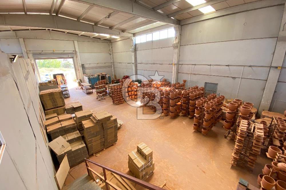  Menemen  2601 M2 İçerisinde  Satılık Fabrika
