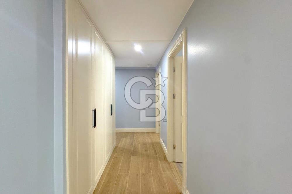 Küçükyalı da 4+2 Tripleks Satılık Daire