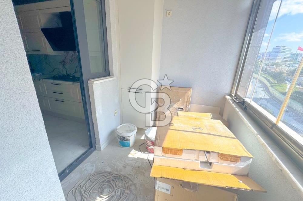 Küçükyalı da 4+2 Tripleks Satılık Daire