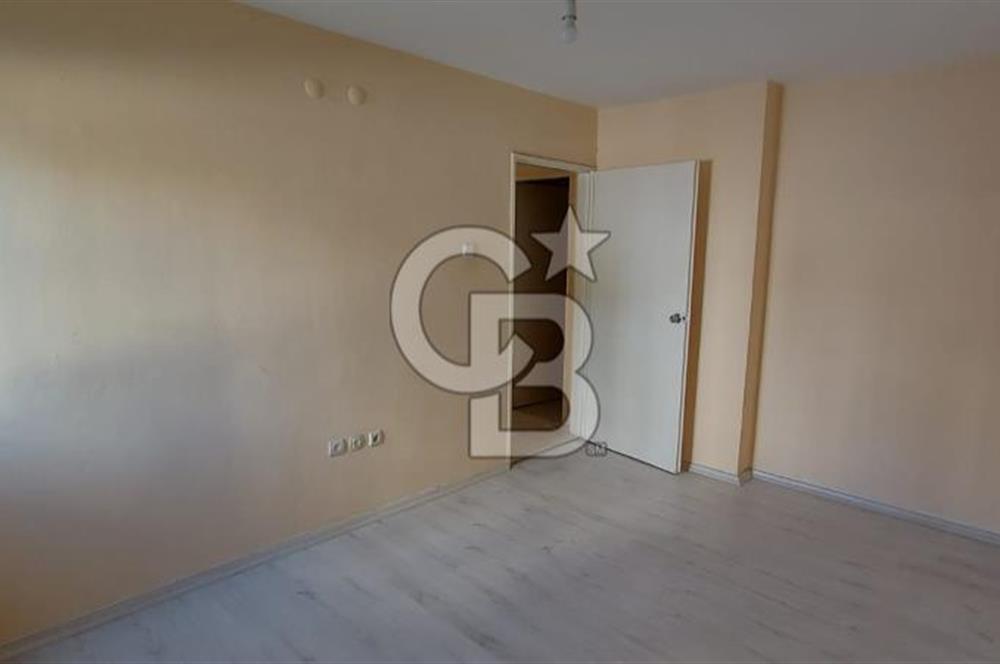 İZMİR ÇİĞLİ YAKAKENT’TE SATILIK 1+1 FİYATINA 3+1 CB~PH