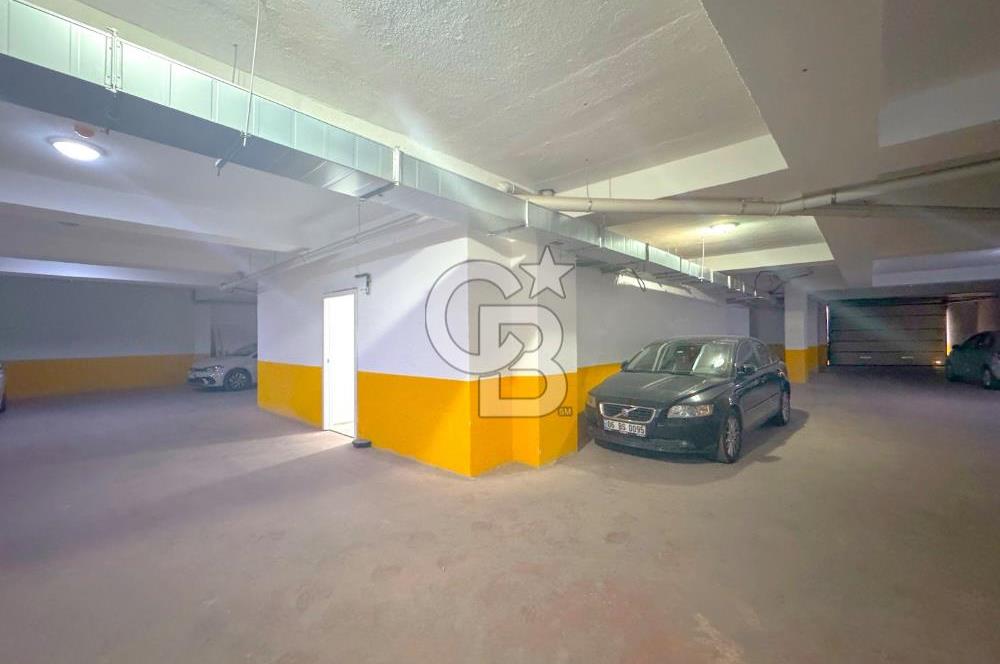 Küçükyalı da 4+2 Tripleks Satılık Daire