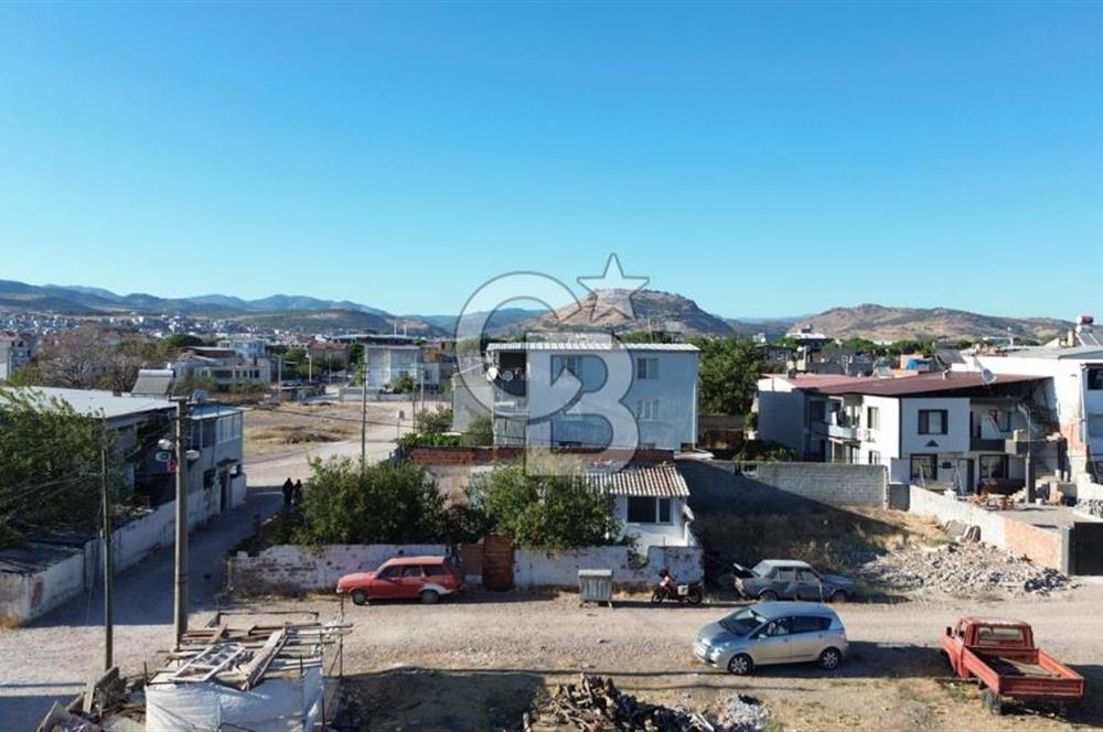 BERGAMA ATATÜRK MAHALLESİNDE (453 M²) SATILIK ARSA