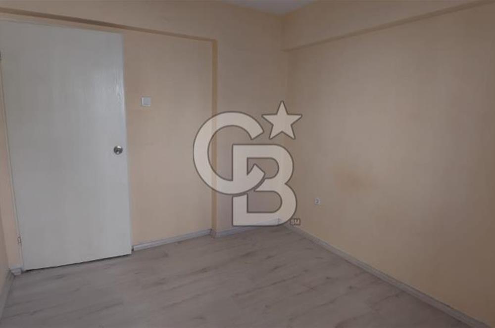 İZMİR ÇİĞLİ YAKAKENT’TE SATILIK 1+1 FİYATINA 3+1 CB~PH