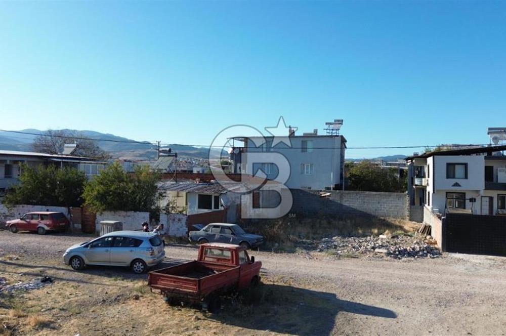 BERGAMA ATATÜRK MAHALLESİNDE (453 M²) SATILIK ARSA