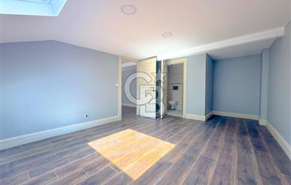 Küçükyalı da 4+2 Tripleks Satılık Daire