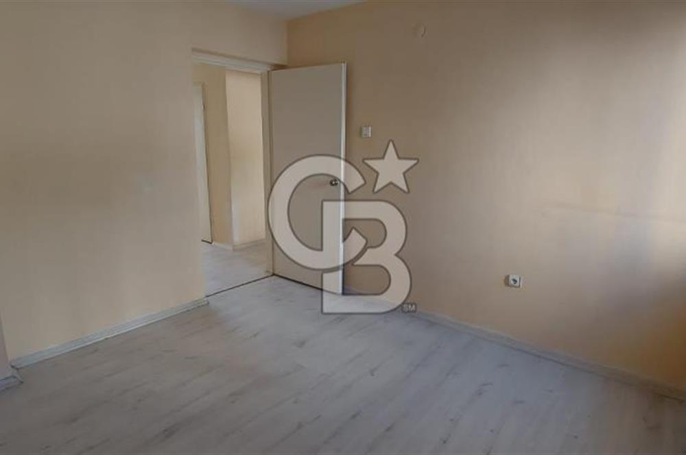 İZMİR ÇİĞLİ YAKAKENT’TE SATILIK 1+1 FİYATINA 3+1 CB~PH